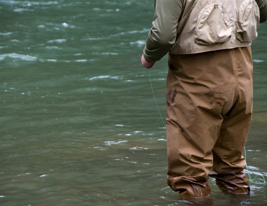Waders: Sådan bliver du klædt rigtigt på til fisketuren