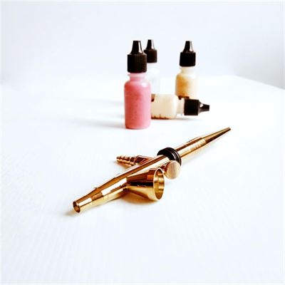 Forkæl dine sneakers med airbrush sæt