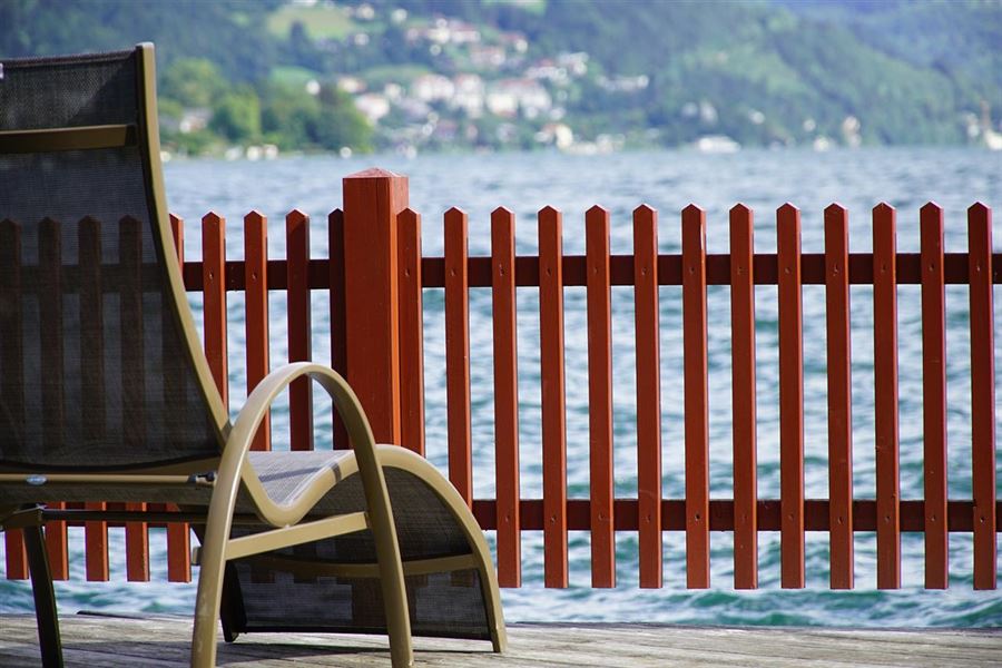 Nyd sommerens sol på en dækstol